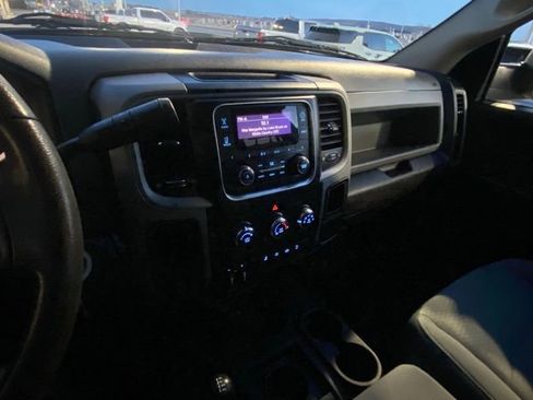 Used 2015 RAM 2500 Tradesman w/ Chrome Appearance Group image 12