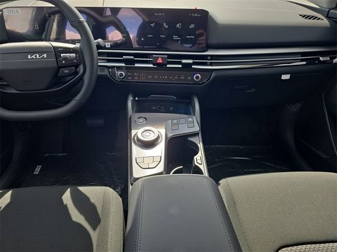 New 2026 Kia Sportage S image 14