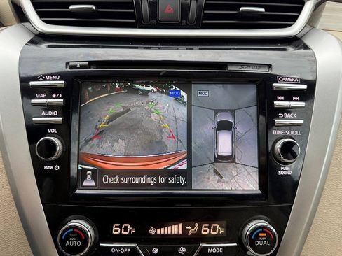 Used 2015 Nissan Murano Platinum w/ Platinum Technology Package AWD/4WD image 15