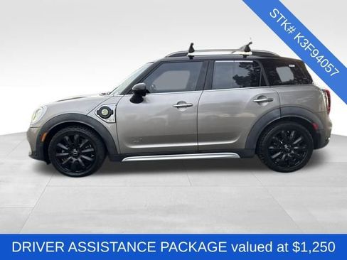 Used 2019 MINI Cooper Countryman SE w/ Driver Assistance Package image 4