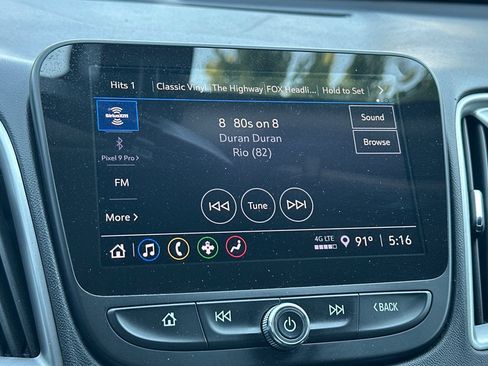 Used 2022 Chevrolet Malibu LT FWD image 14
