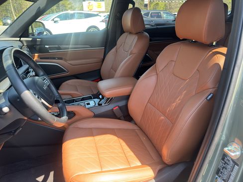 Used 2024 Kia Telluride EX X-Line image 9