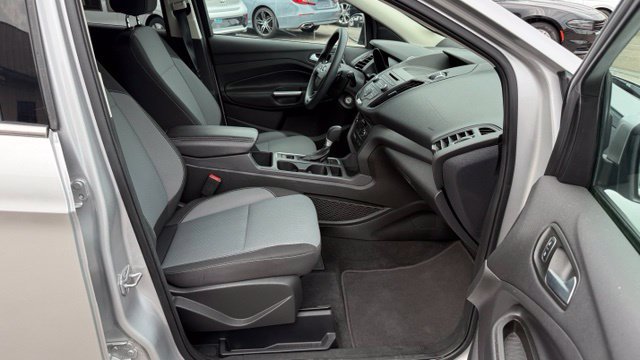 Used 2017 Ford Escape SE AWD/4WD image 27