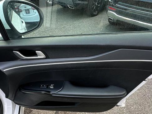 Used 2022 Kia K5 LXS image 20