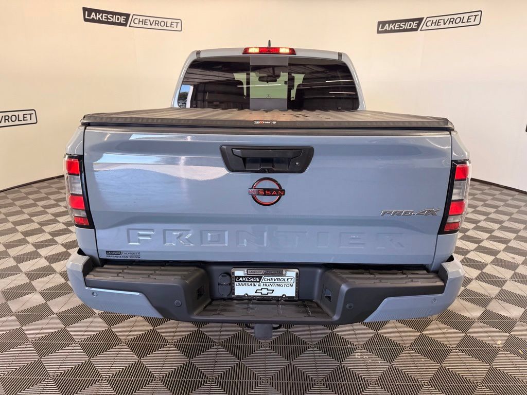 Used 2023 Nissan Frontier PRO-4X w/ Technology Package AWD/4WD image 5