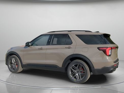 New 2026 Ford Explorer ST image 18
