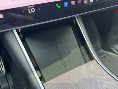 Used 2021 Tesla Model Y Long Range AWD/4WD image 13