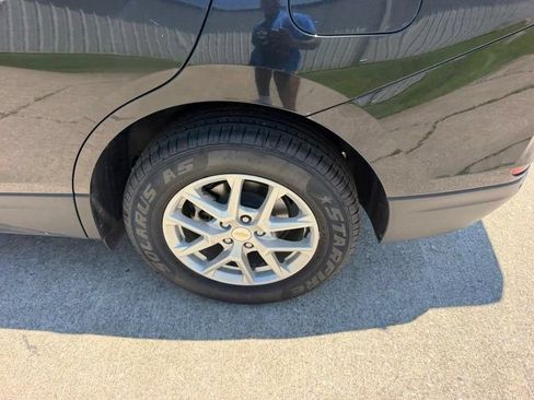 Used 2024 Chevrolet Equinox LT AWD/4WD image 7