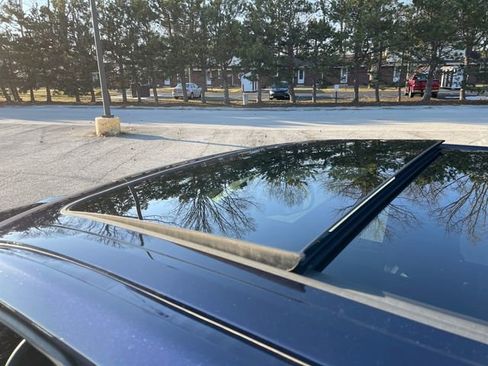 Used 2025 Toyota Tundra Platinum image 17