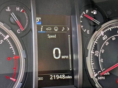 Used 2023 Toyota 4Runner Limited image 5