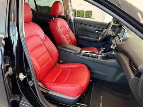 Used 2022 Nissan Sentra SV FWD image 17