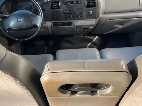 Used 2007 Ford F350 XL image 36