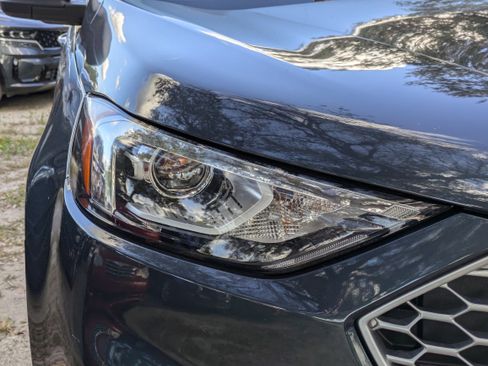 Used 2024 Ford Edge SE image 10