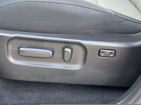 Used 2023 Toyota Tacoma TRD Off-Road image 25