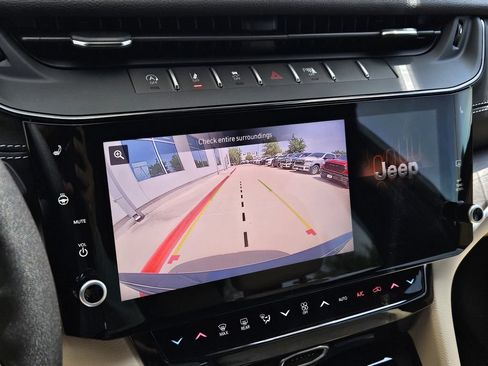 New 2026 Jeep Grand Cherokee Limited AWD/4WD image 19