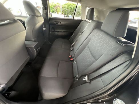 Used 2025 Toyota Corolla Cross LE image 24