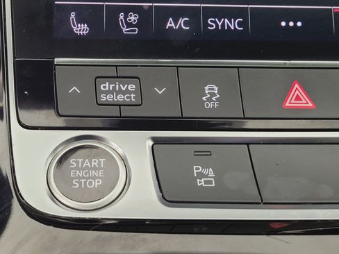 Used 2021 Audi Q7 3.0T Premium Plus w/ Executive Package image 32