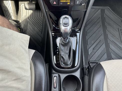 Used 2020 Buick Encore Preferred w/ Safety Package image 18