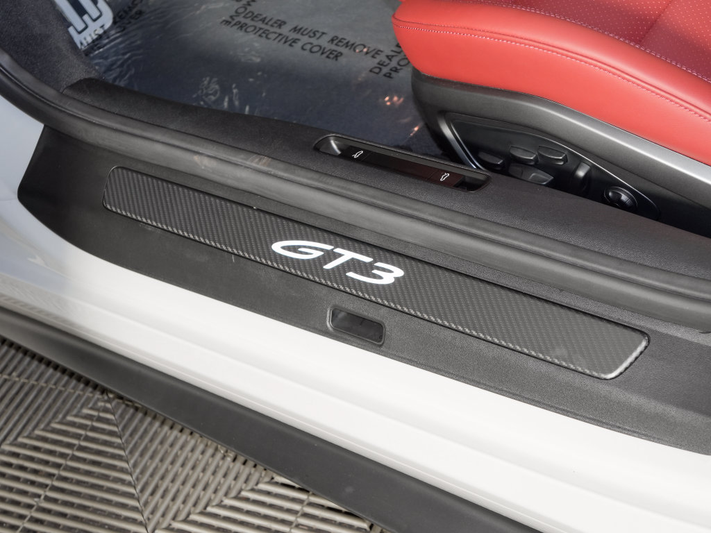 Certified 2026 Porsche 911 GT3 RWD image 25