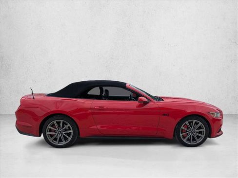 Used 2017 Ford Mustang GT Premium RWD image 4