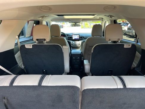 Used 2023 Ford Explorer XLT w/ Equipment Group 202A image 16