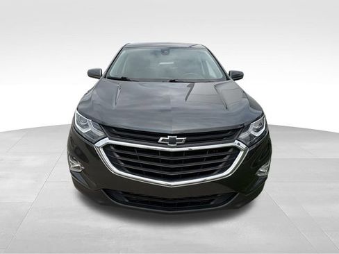 Used 2019 Chevrolet Equinox LT w/ Driver Convenience Package FWD image 9