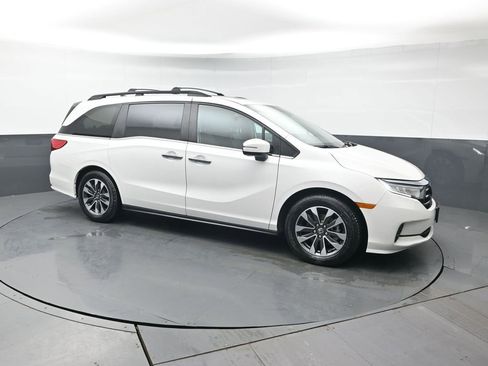 Used 2024 Honda Odyssey EX-L image 10