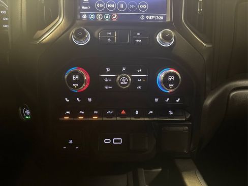 Used 2020 GMC Sierra 1500 AT4 w/ AT4 Premium Package AWD/4WD image 33