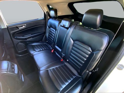 Used 2022 Ford Edge SEL AWD/4WD image 21