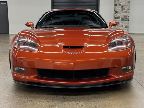 Used 2006 Chevrolet Corvette Z06 w/ Preferred Equipment Group RWD image 2