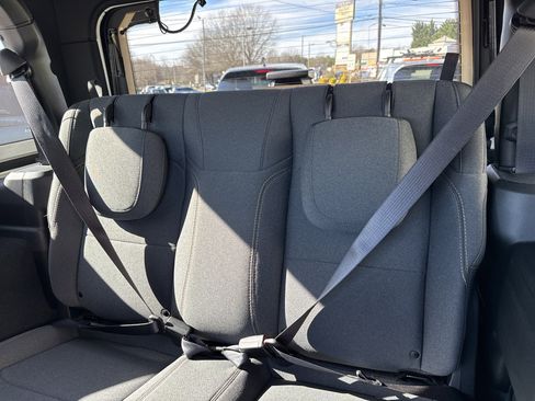 Used 2024 Jeep Wrangler Sport image 31