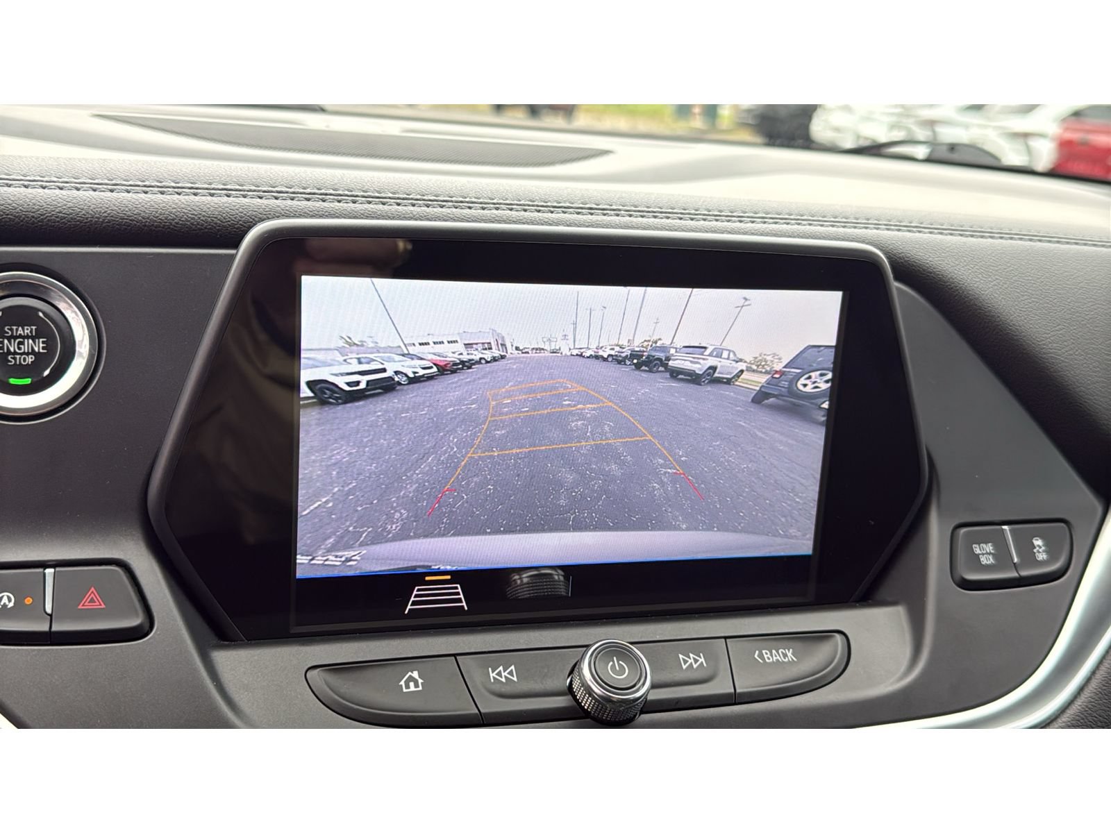 Used 2020 Chevrolet Blazer LT FWD image 16