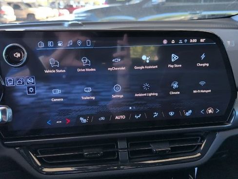 New 2026 Chevrolet Equinox EV RS image 23