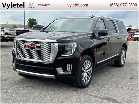 Used 2023 GMC Yukon XL Denali image 5