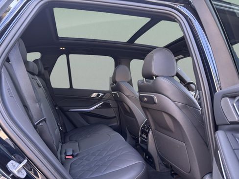 Used 2024 BMW X5 xDrive40i w/ M Sport Package image 31