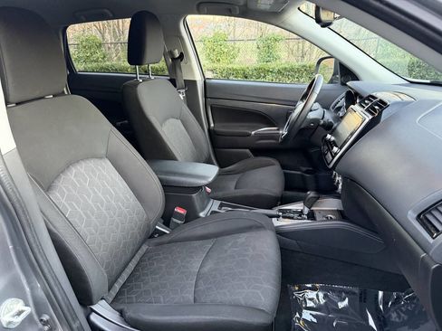 Used 2020 Mitsubishi Outlander Sport Black Edition image 16