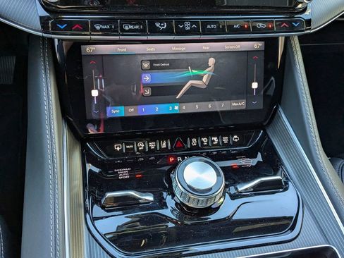 New 2025 Jeep Grand Wagoneer L Series II Obsidian w/ Quick Order Packagew 28T image 25