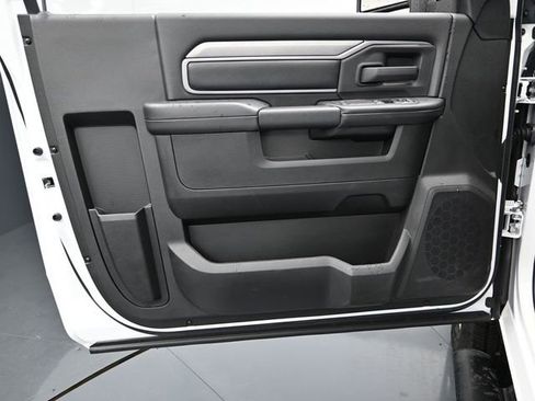 New 2025 RAM 2500 Tradesman AWD/4WD image 19