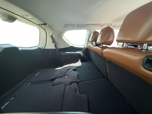 Used 2018 INFINITI QX80 4WD w/ Deluxe Technology Package image 12