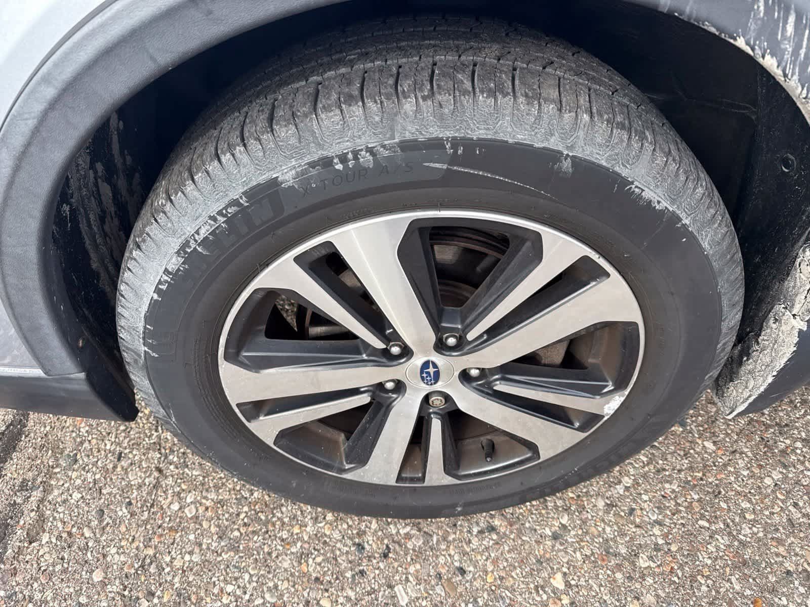 Used 2018 Subaru Outback 2.5i Limited AWD/4WD image 6