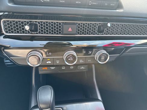 Certified 2025 Honda Civic Sport image 30