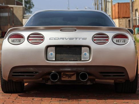 Used 2003 Chevrolet Corvette Coupe RWD image 21