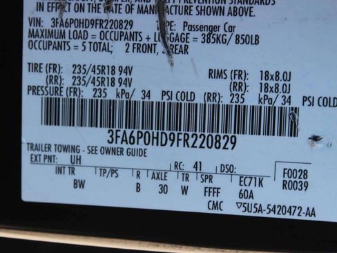 Used 2015 Ford Fusion SE w/ Equipment Group 202A FWD image 11