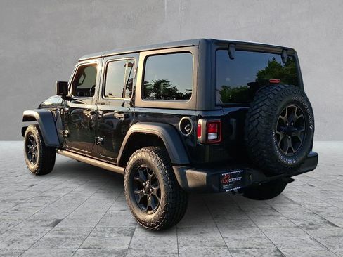 Used 2022 Jeep Wrangler Unlimited Sport AWD/4WD image 6