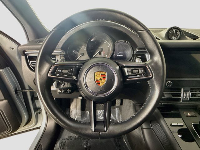 Used 2023 Porsche Macan w/ Premium Package Plus AWD/4WD image 12