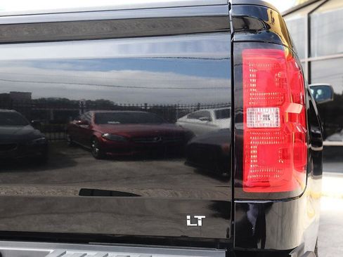 Used 2018 Chevrolet Silverado 1500 LT w/ All Star Edition image 35