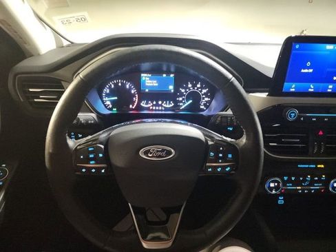 Used 2021 Ford Escape SEL image 11
