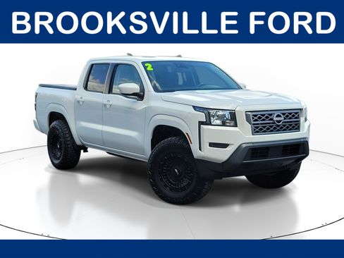 Used 2022 Nissan Frontier SV RWD image 1