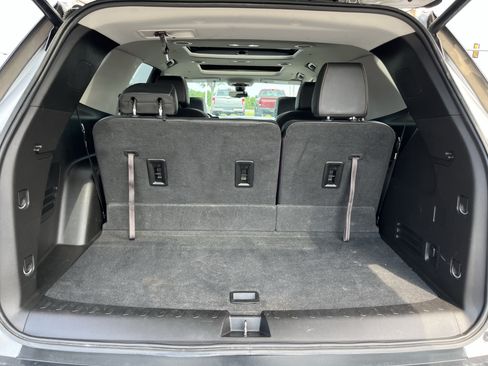 Used 2019 Chevrolet Traverse LT w/ LT Premium Package AWD/4WD image 8