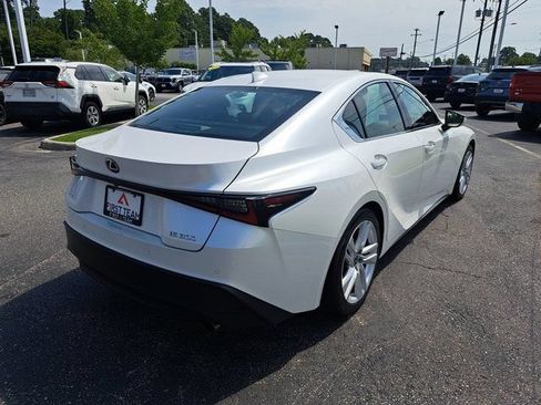 Used 2024 Lexus IS 300 w/ Comfort Package RWD image 7
